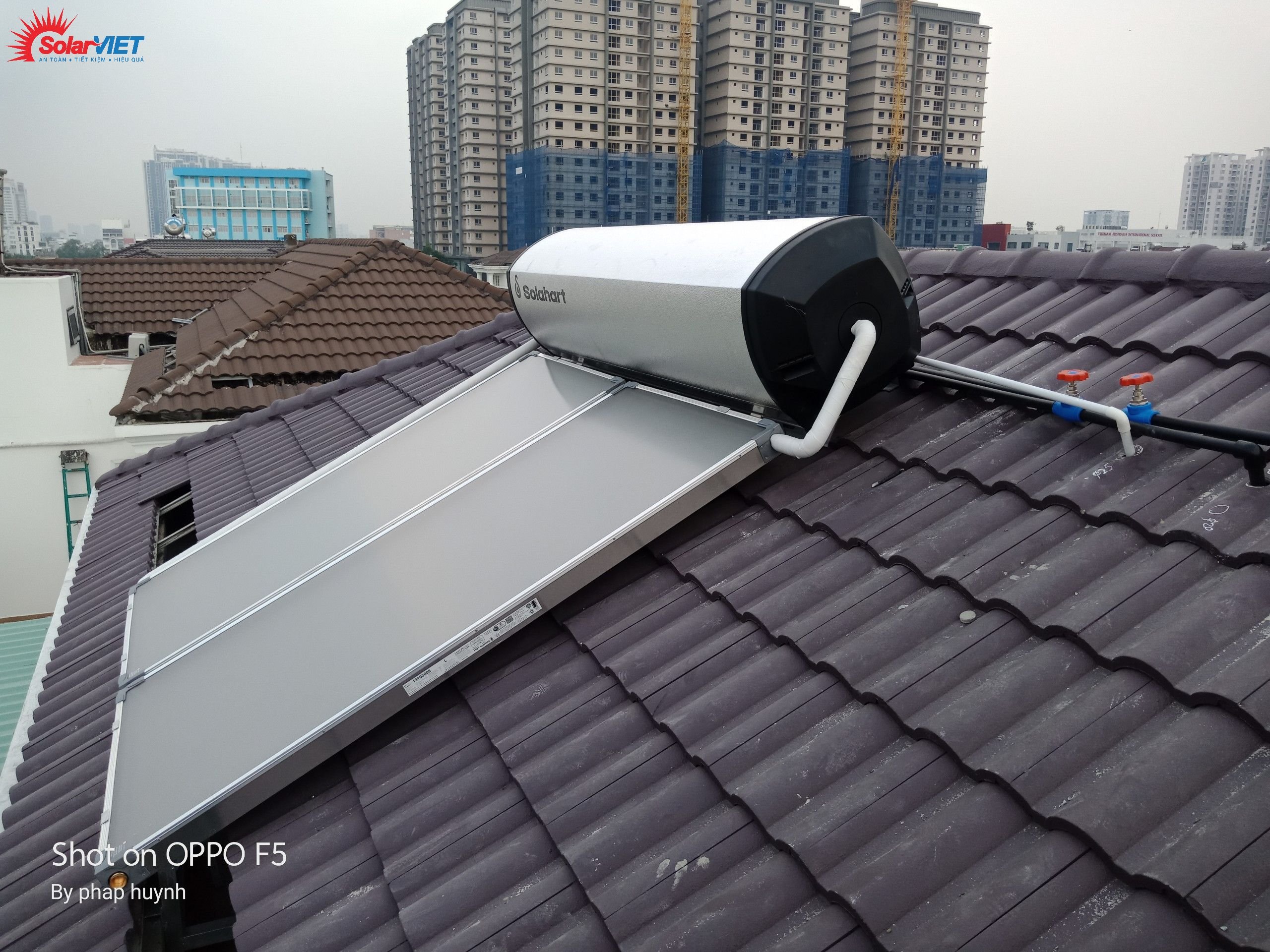 Máy năng lượng Solahart Premium "L" 300L hoàn thiện